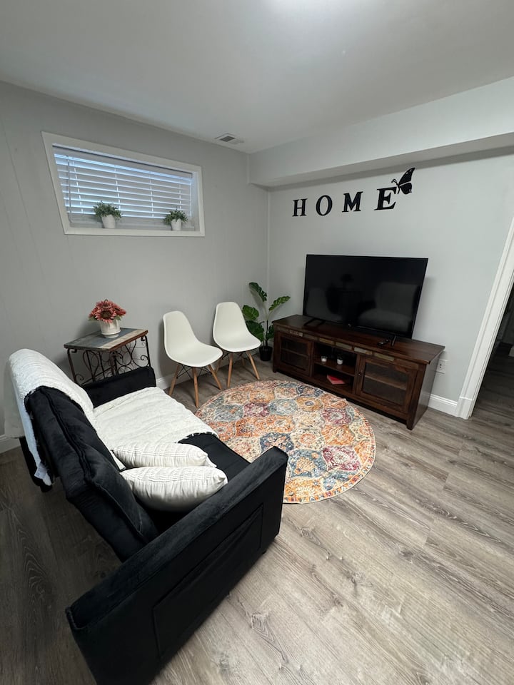 Cozy Stylish Suite • Private Entrance - Rockville, MD