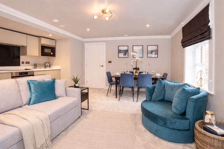 Bootham House 7- Minster Views & Free Parking - York