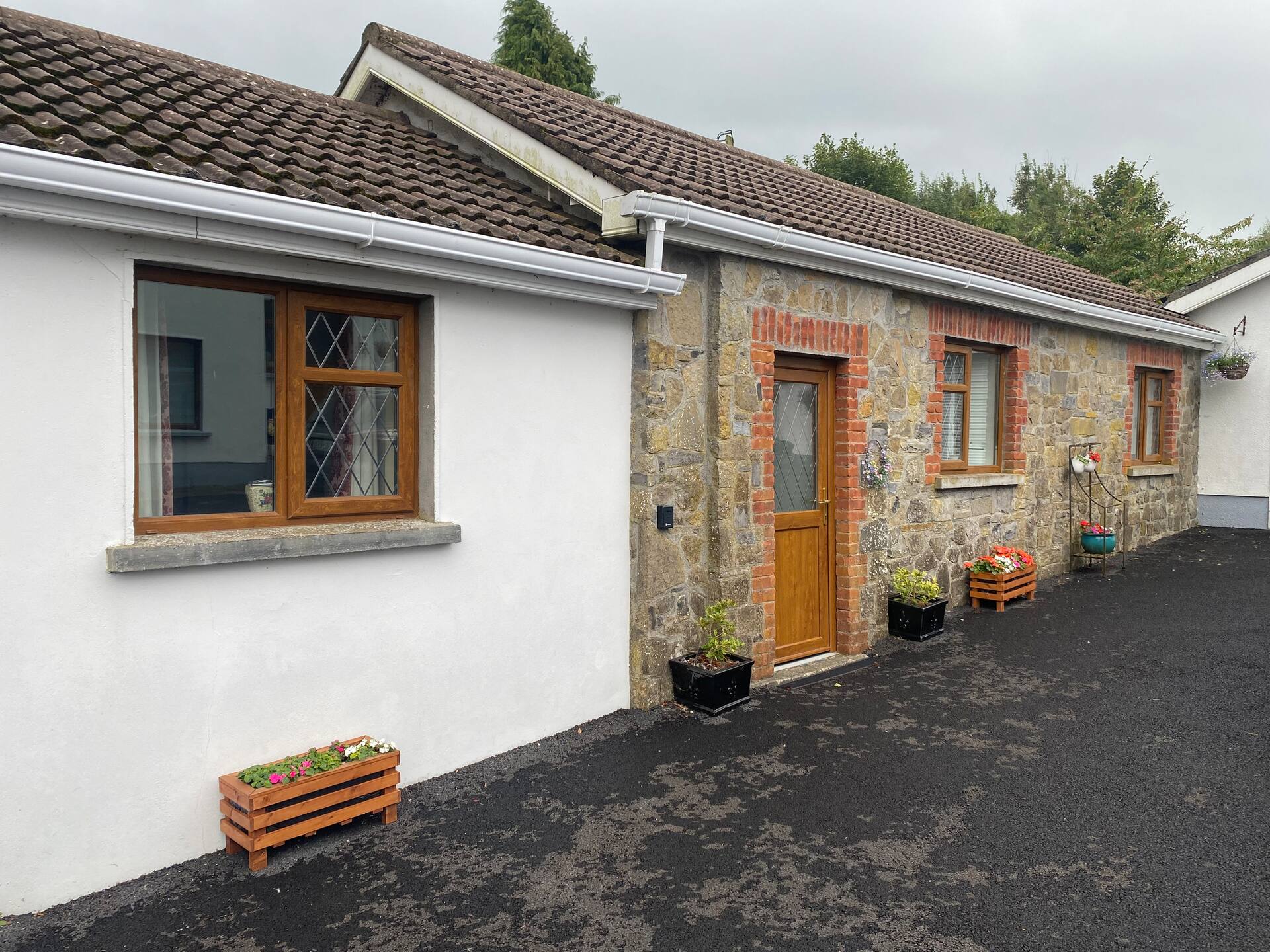 Charming 1 b/room cottage (2 singles or superking)