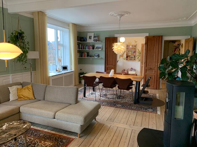 122 m2 charming apartment close to the lakes gallery image 2