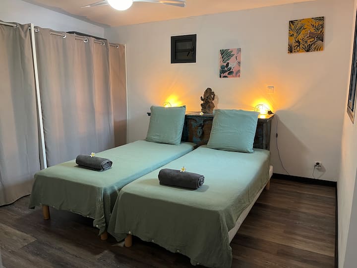 غرفة النوم 2