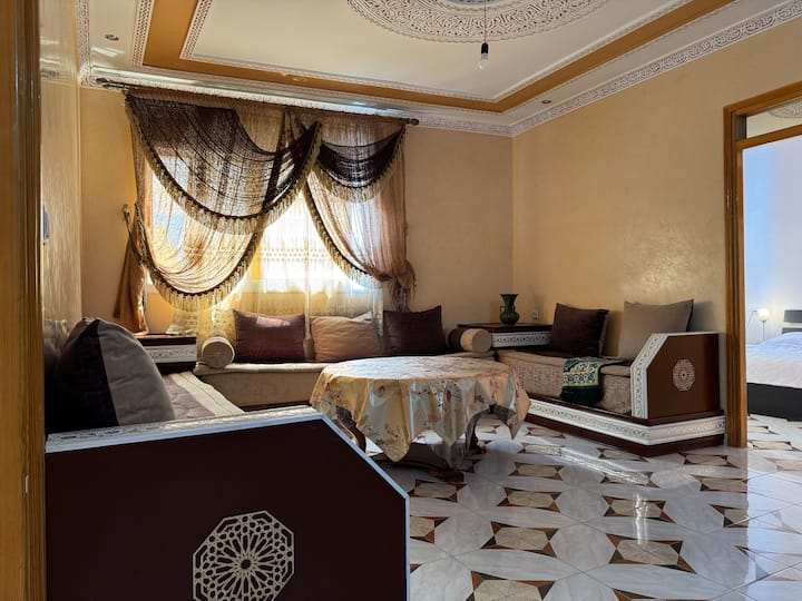 მისაღები ოთახი