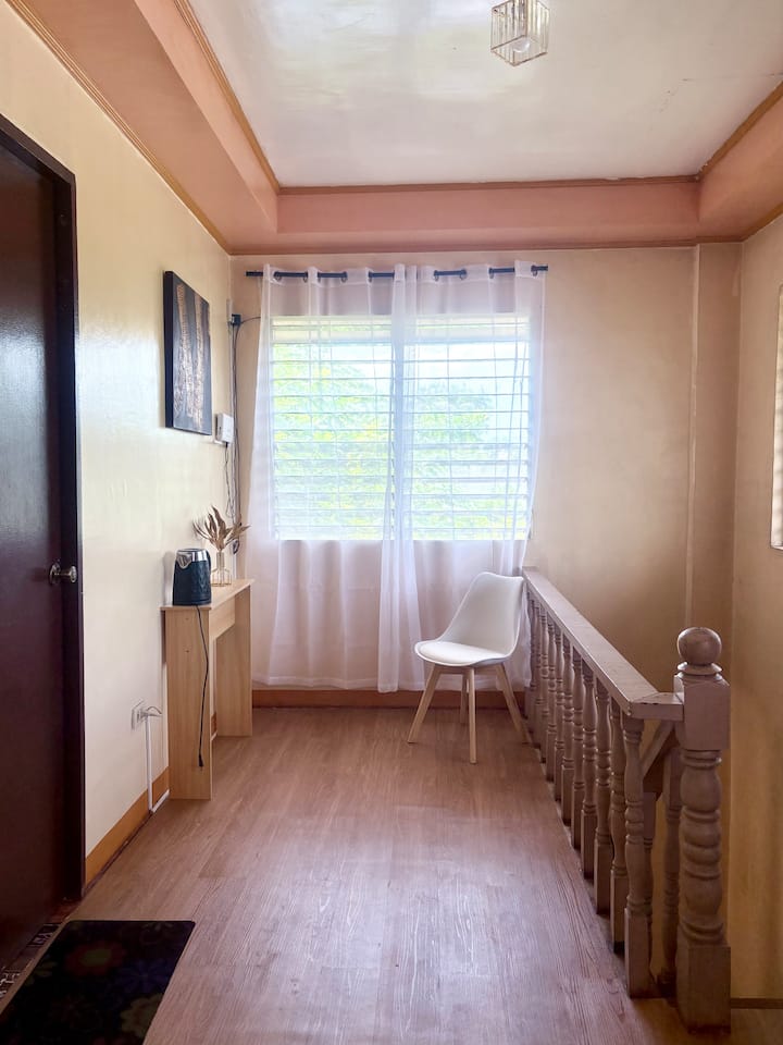 Ac Room2 W/ Shared Cr, Near Hagnaya Port & Beaches - Medellin