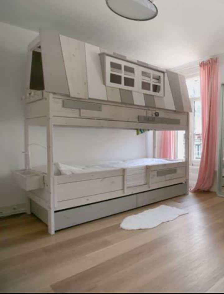 Spálňa 4