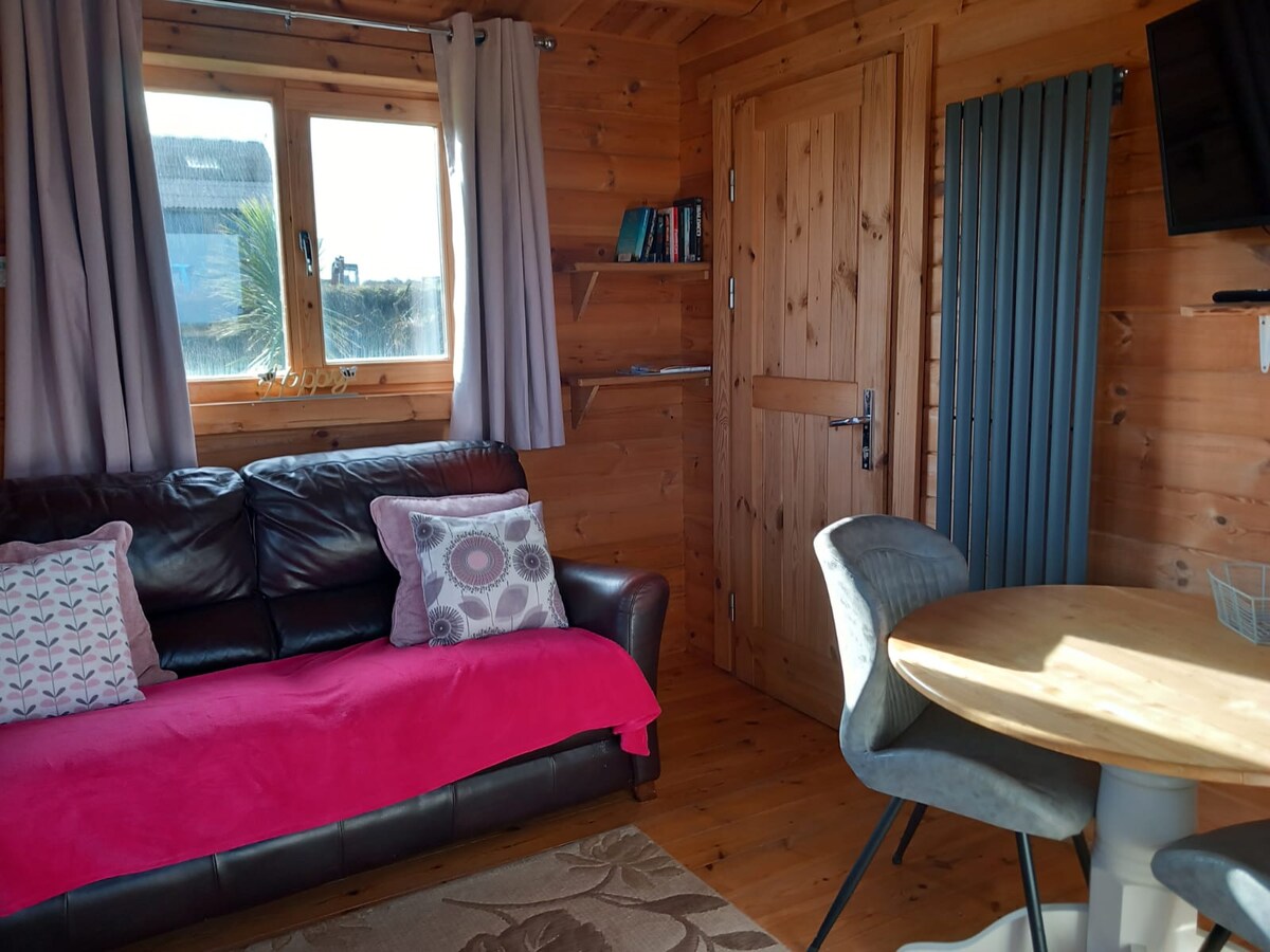 Top Airbnb: Trewint Cabin in Poundstock