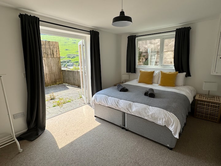 Superkingová posteľ