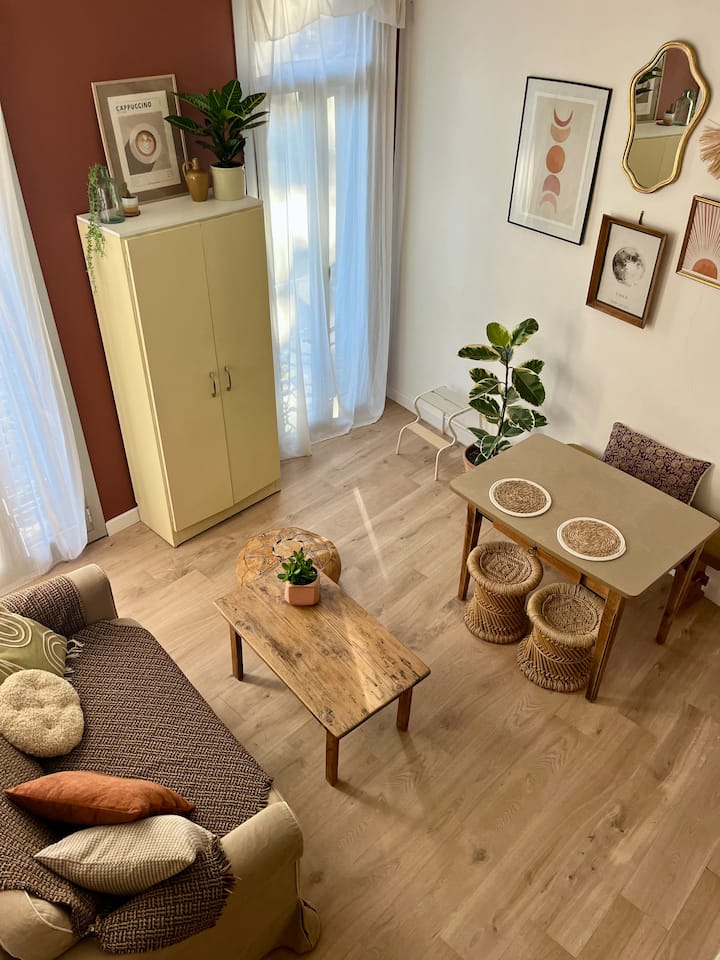 Agréable Studio Avec Mezzanine Centre Ville Aix - エクサン・プロバンス