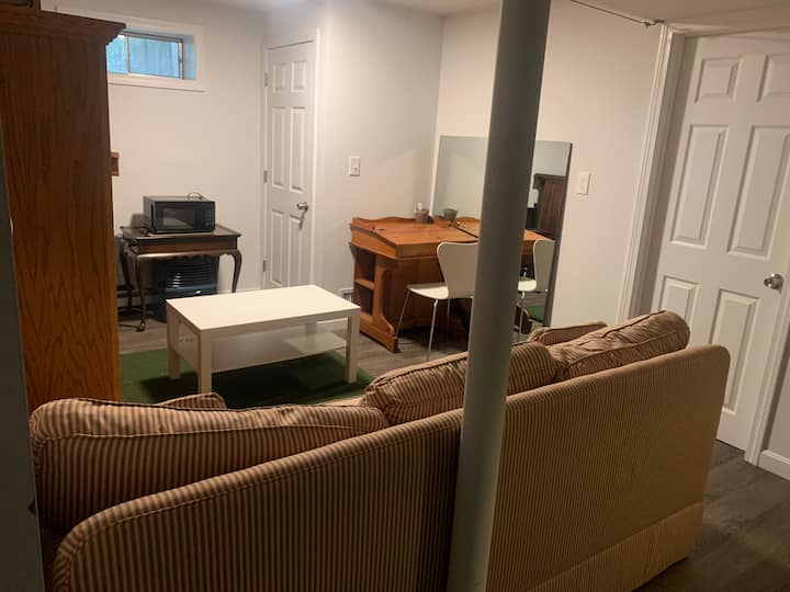 Room1a - Wellesley, MA
