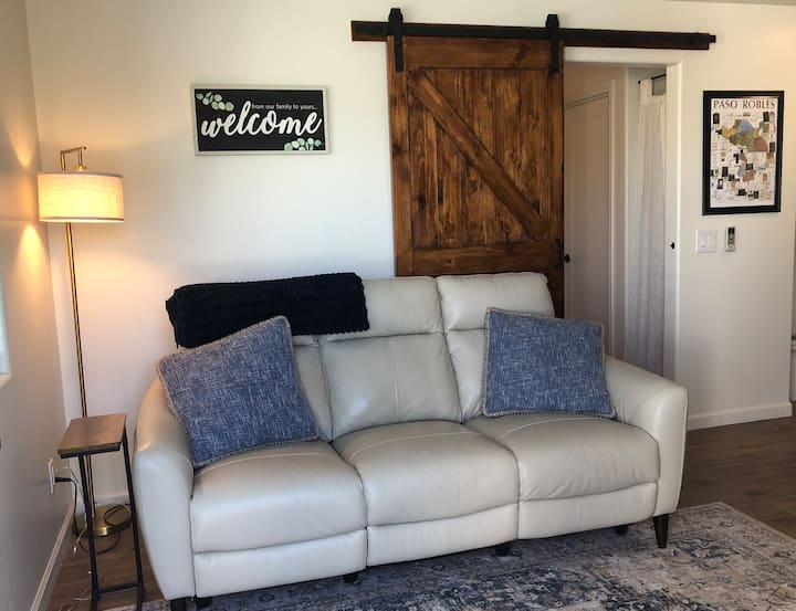 Serene Country Hideaway~close To Town & Wineries - Paso Robles, CA