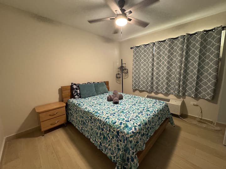 Schlafzimmer 2