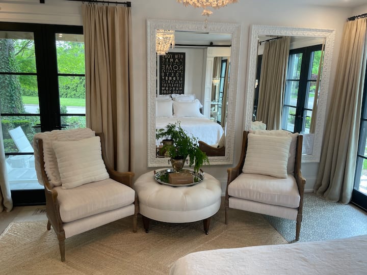 Private Designer Lakeview Retreat•near Wineries - St. Catharines