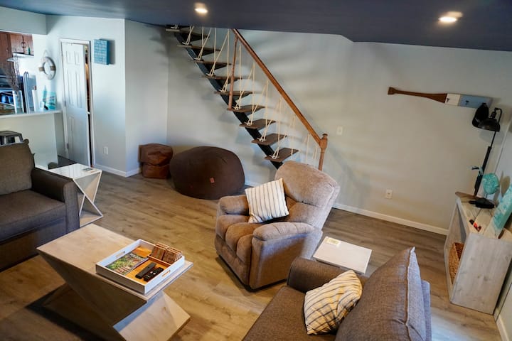 Spacious Wildwood Beach Retreat • Walk To Beach - Wildwood, NJ