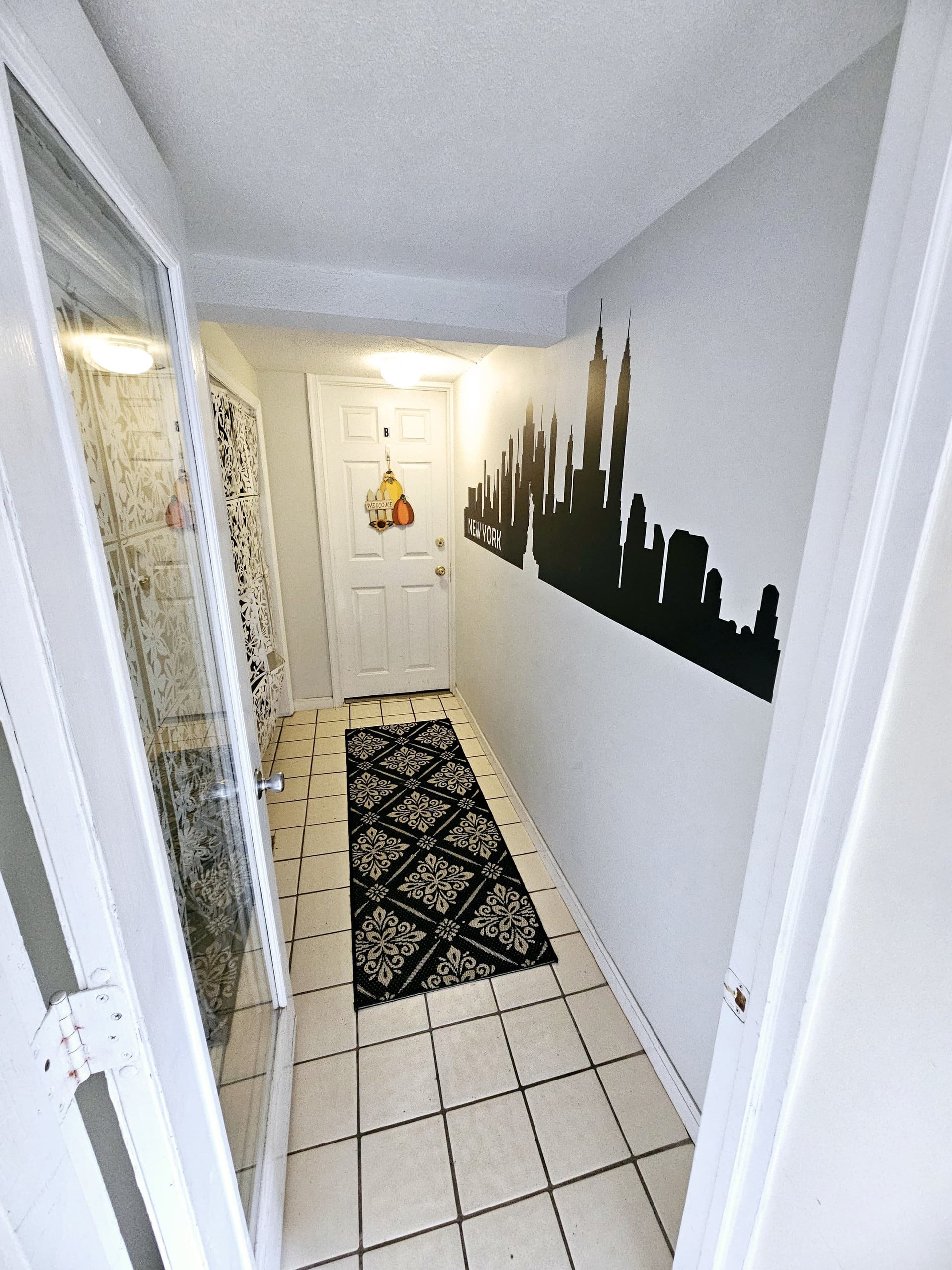 Novel 2Bedroom/1Bath-Great Location-sleeps 5!