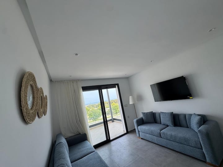 Superbe Appartement Avec Piscine Au Complexe - Fnideq