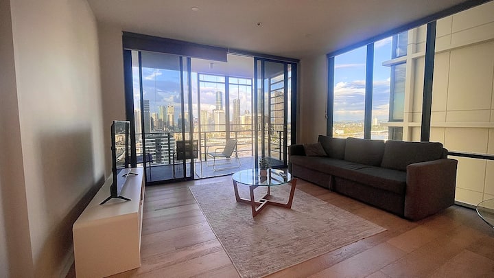 South Bris Apt. - Milton