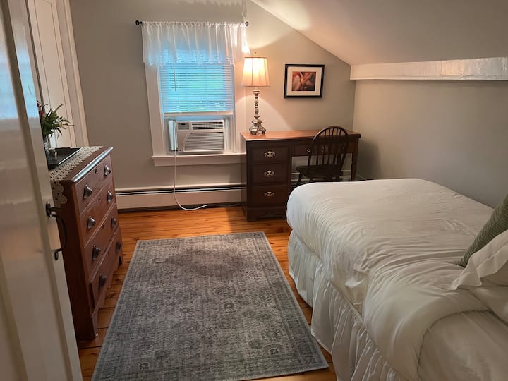 საძინებელი 4