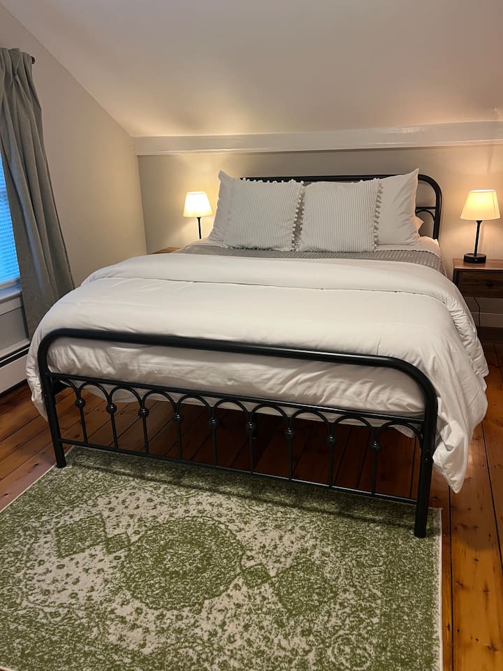 საძინებელი 1