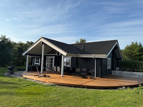 Charming 3-bedroom Villa with Spa & Sauna