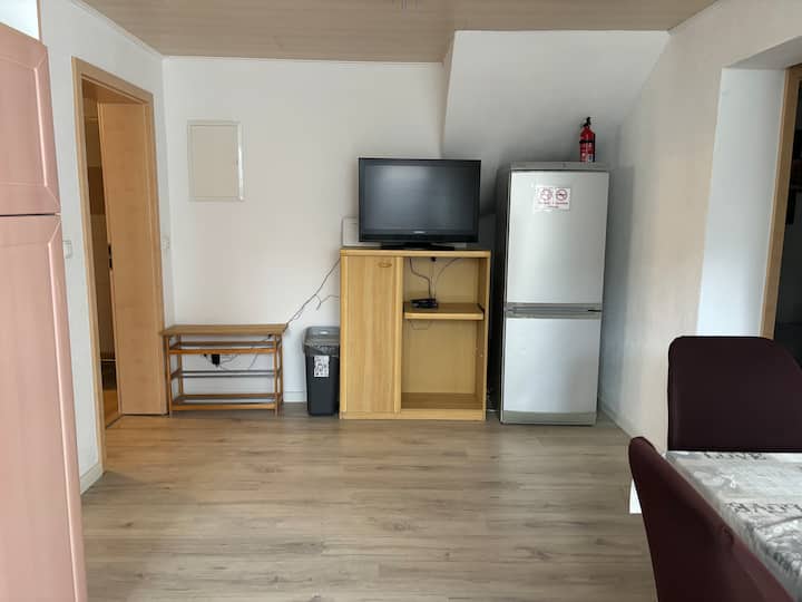 Einliegerwohnung Monteur Zimmer/ - Dingolfing