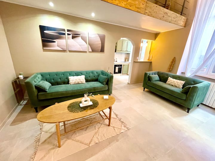 Old Town Loft Duplex 100m2  3 Beds,  Easy Check-in - Villefranche-sur-Mer