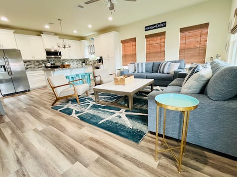 Beachside Bungalow with Private Hot Tub