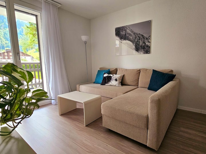 Cozy & Stylish Apartment In The Perfect Location. - Schweiz