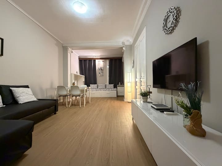 Excelente Apartamento En El Centro De Barcelona - Barcelona