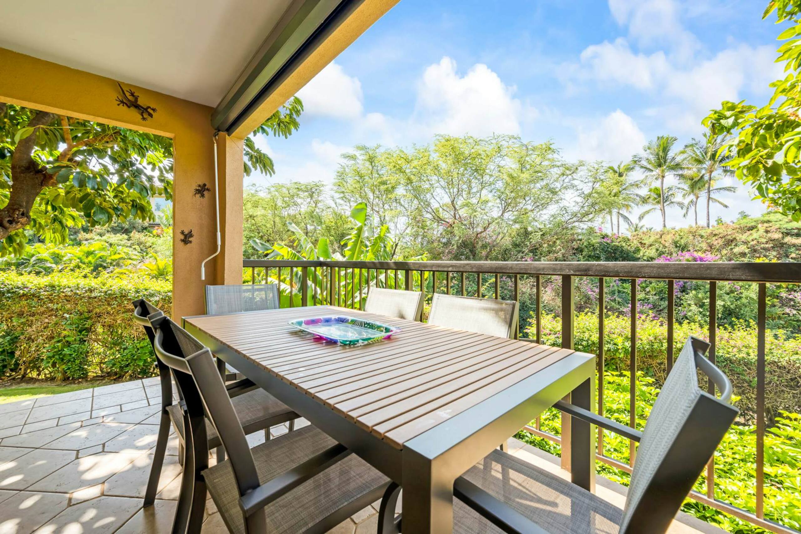 Condo in Kihei · ★4.92 · 2 bedrooms · 3 beds · 2 shared baths - Image 13