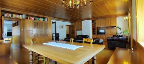 Top Airbnb: Large apartment with garage parking in Völs Am Schlern