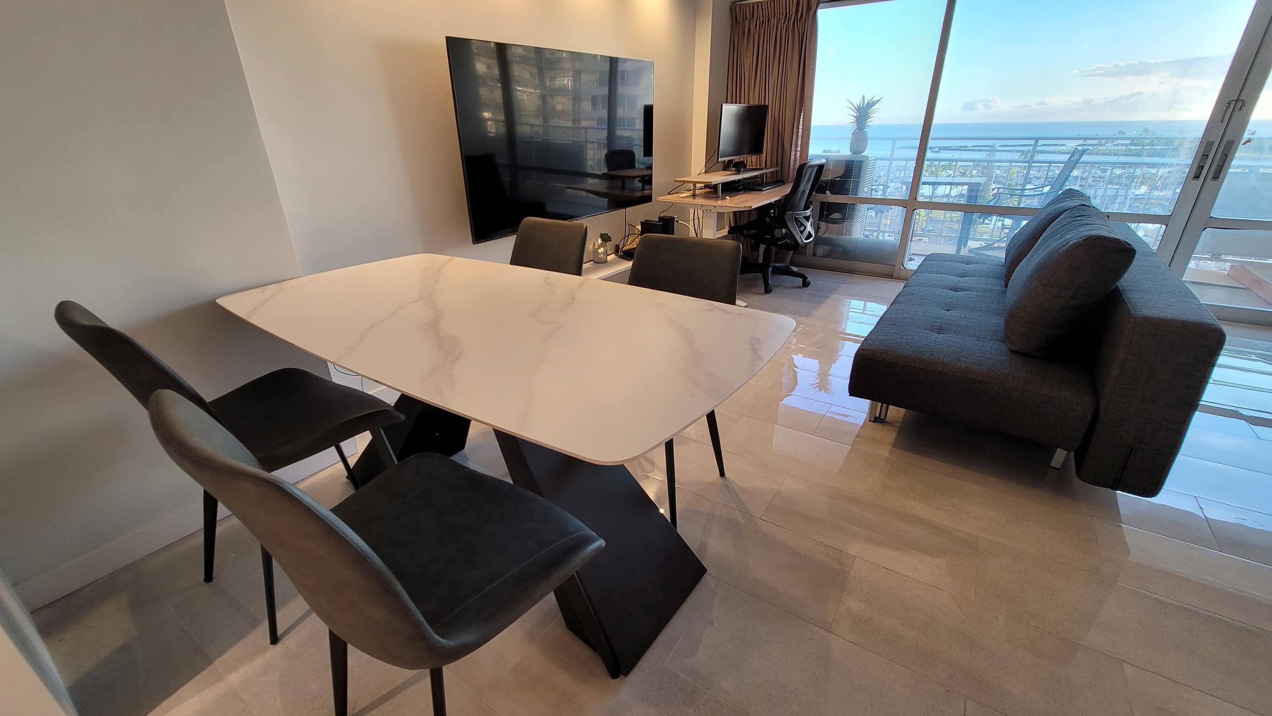 Condo in Honolulu · ★4.75 · Studio · 2 beds · 1 private bath - Image 6