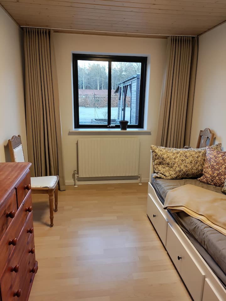 საძინებელი 2