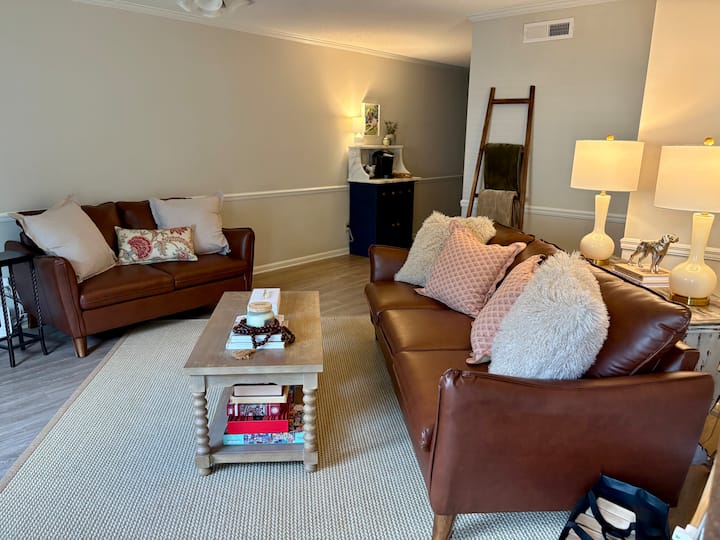 Oliver’s Oasis 2bd/1.5ba Home Away From Home! - Tuscaloosa, AL