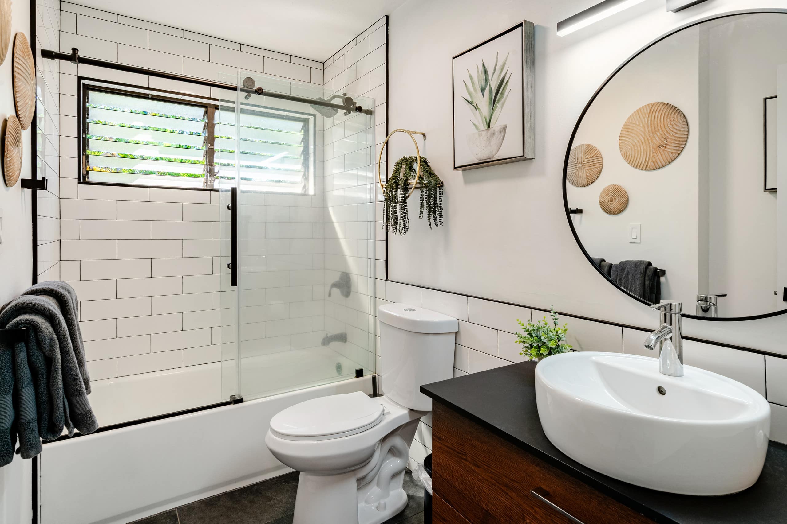 Newly Renovated 2BR Loft · Beach Walk · Pool & Spa - Image 10