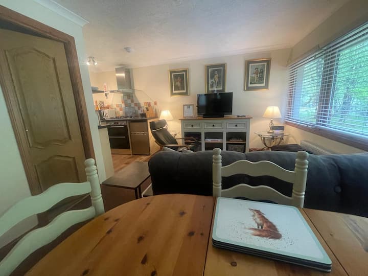 Bonavista Cottage - Moriston River Frontage - Loche Ness