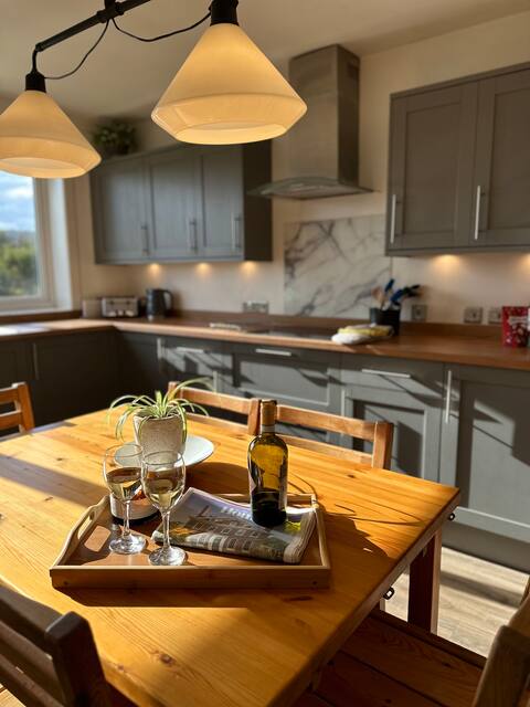 Cosy cottage on a farm with views of Cairngorms