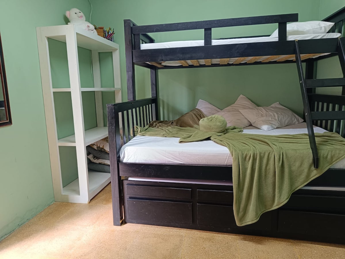 غرفة النوم 1