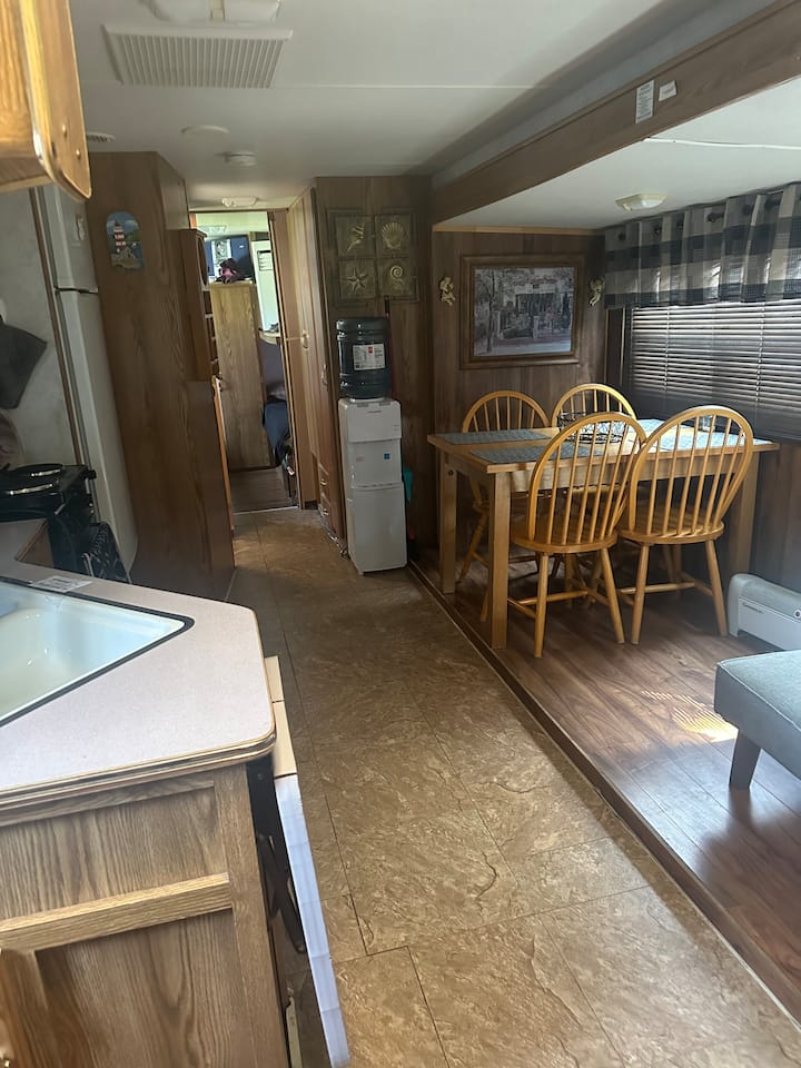 Cottage Camper On Private Lot - Prince Edward Island