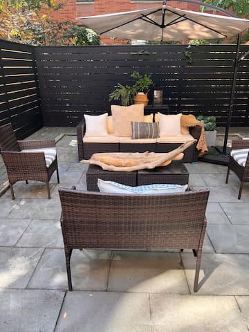 Private European Garden Apartment gallery image 2