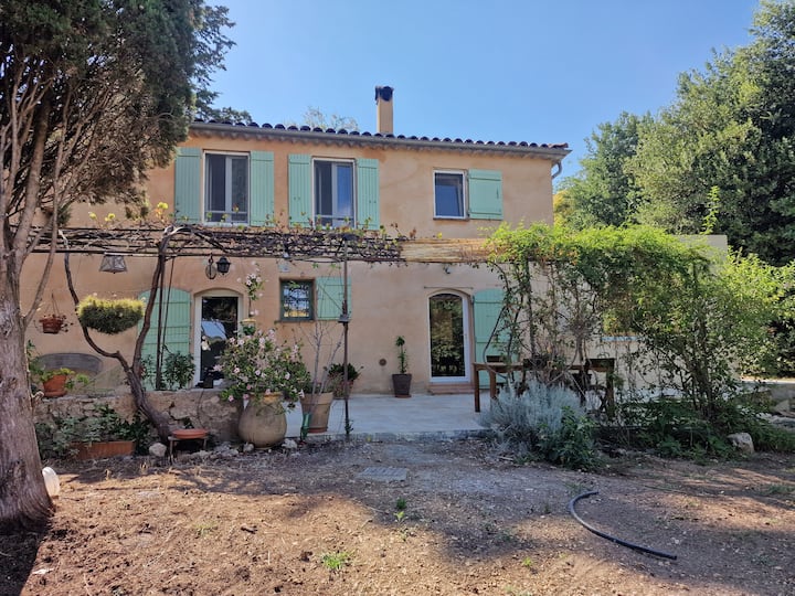 Un Petit Coin Tranquille Tout Pres De La Mer - Mougins