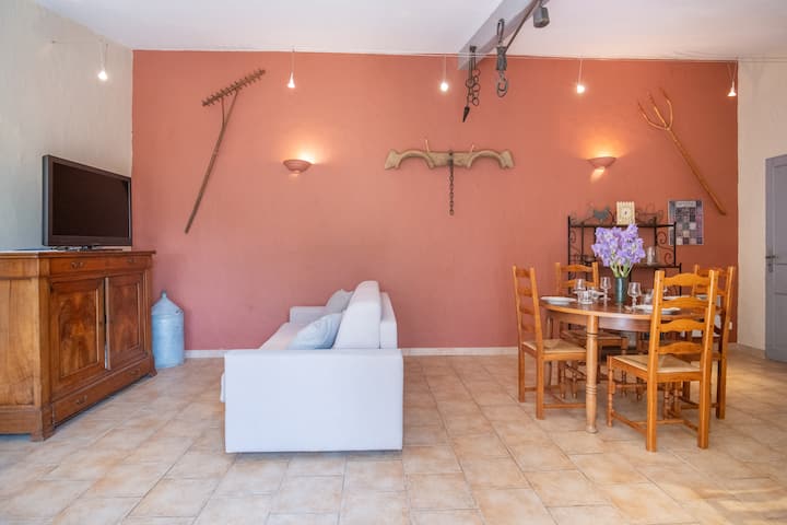 Basilic - Gîte De Charme Avec Piscine - Joucas