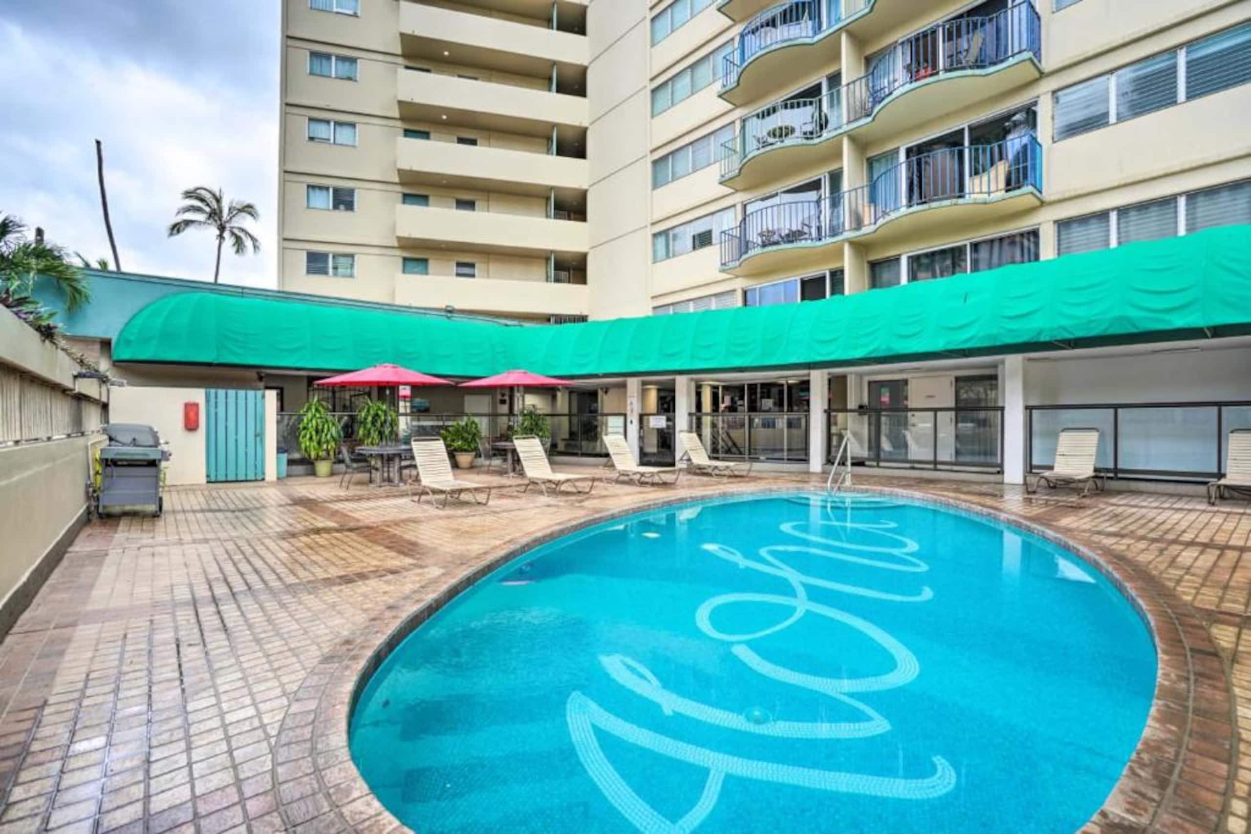Royal Aloha Waikiki 2 bedroom WiFi Kitchen 809 - Image 27