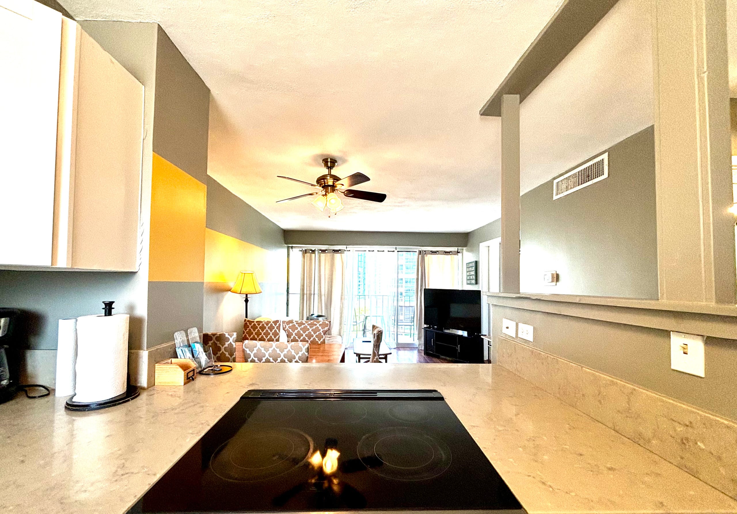 Royal Aloha Waikiki 2 bedroom WiFi Kitchen 809 - Image 13