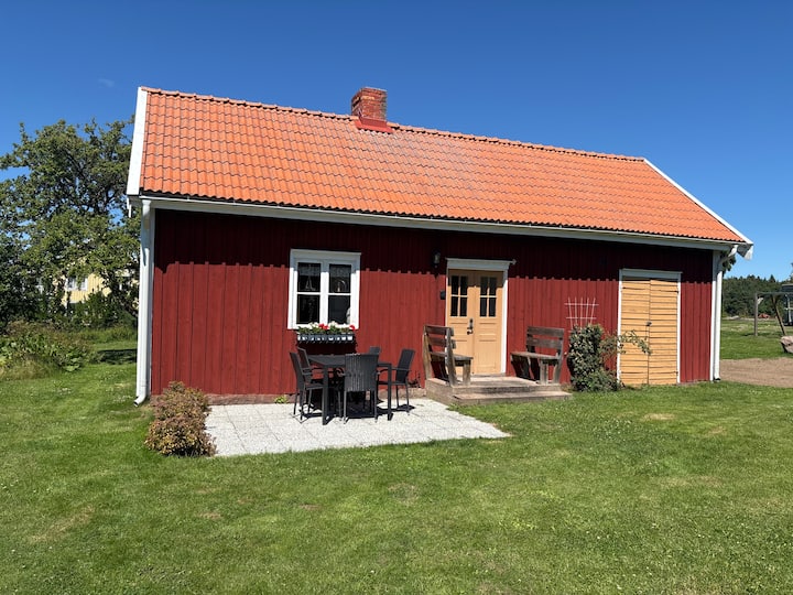 På Landet Utanför Vimmerby 5 Min Till Alv - Vimmerby