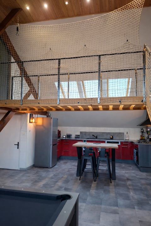 Successful Airbnb property: Large 3-bedroom loft 4-star furnished tourist accommodation in Fécamp