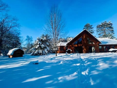 Lake Home w/ Ride-out access to Snowmobile Trails