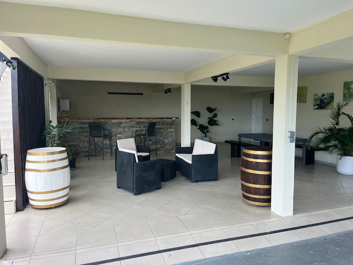 Bas De Villa Foyalaise, Studio Tout éQuipé,vue Mer - Fort-de-France