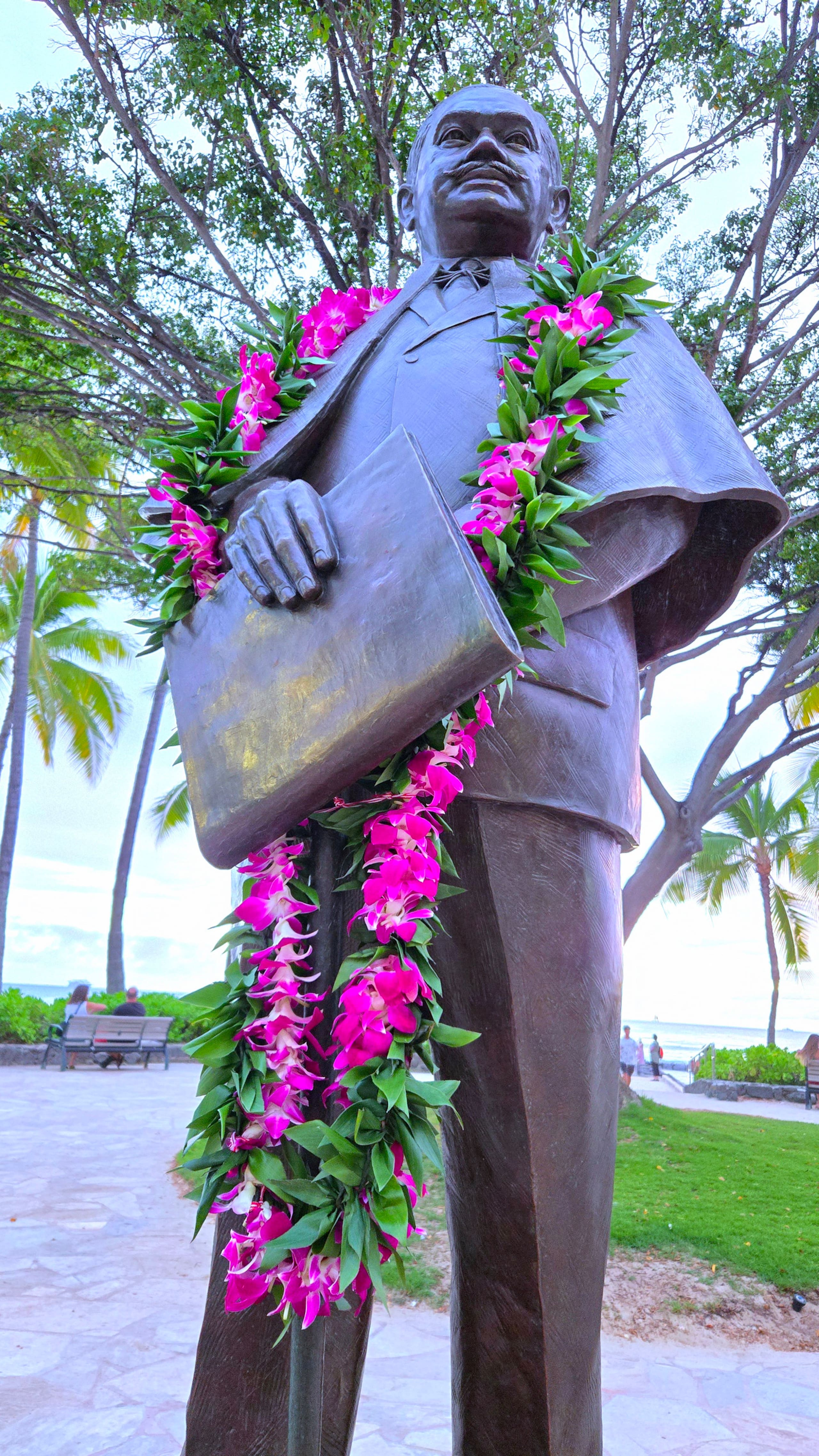 Condo in Honolulu · ★4.84 · Studio · 1 bed · 1 bath - Image 29