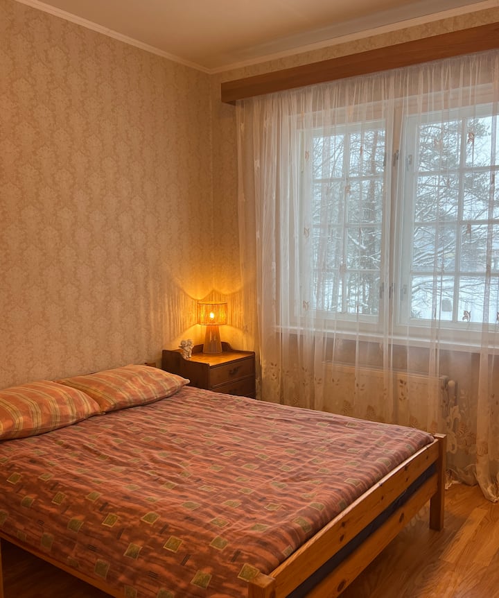 საძინებელი 1