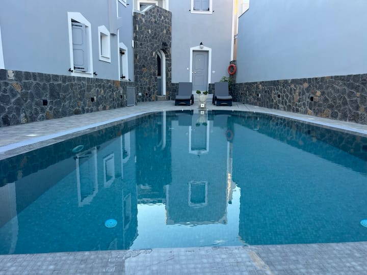 Kelenis Apartments Santorini Triple1 - Santorini