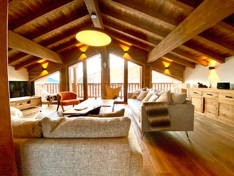 Top Airbnb: Chalet direct access hiking, spa, sauna in Les Belleville